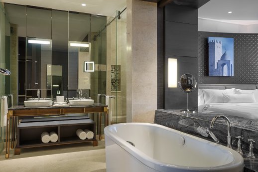 Westin Doha_Deluxe Room bathroom.jpg