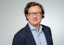 Ab sofort am Ruder beim immobilienmanger: Medien- und Immobilienexperte André Eberhard setzt auf neue Angebote und Lösungen für die Entscheider in der Immobilienwirtschaft. Foto: immobilienmanager.