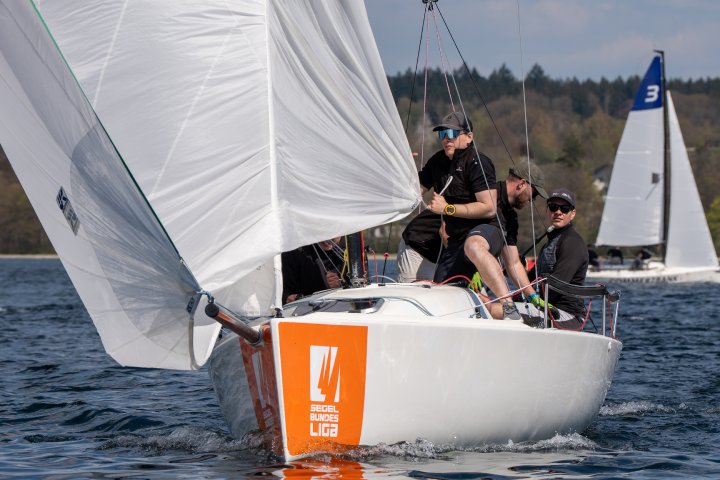 Joersfelder Segel-Club gewinnt 1. Spieltag der Deutschen Segel-Bundesliga 2026 am Starnberger See