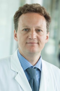 Prof. Dr. med. Bernd Schroeppel.jpg