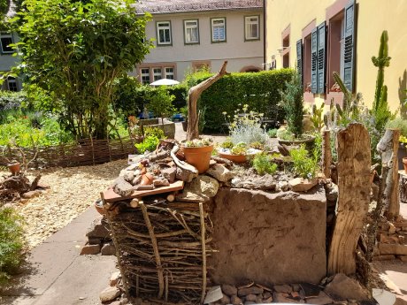 PM_Fünf private Gärten beim „Tag der offenen Gartentür“ in Bad Herrenalb geöffnet.jpg