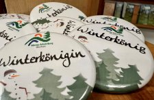 Königliche Wintergaudi-Pins für Kids