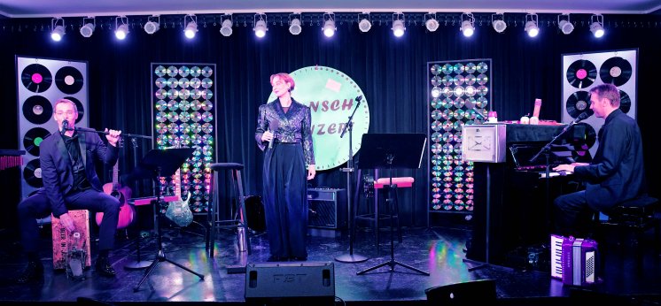 Wunschkonzert 4 LennartOlafsson LisanneHirzel JohannesZimmermann ©VerenaBauer.jpg