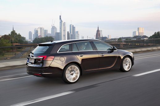 Opel-Insignia-Sports-Tourer-287568.jpg