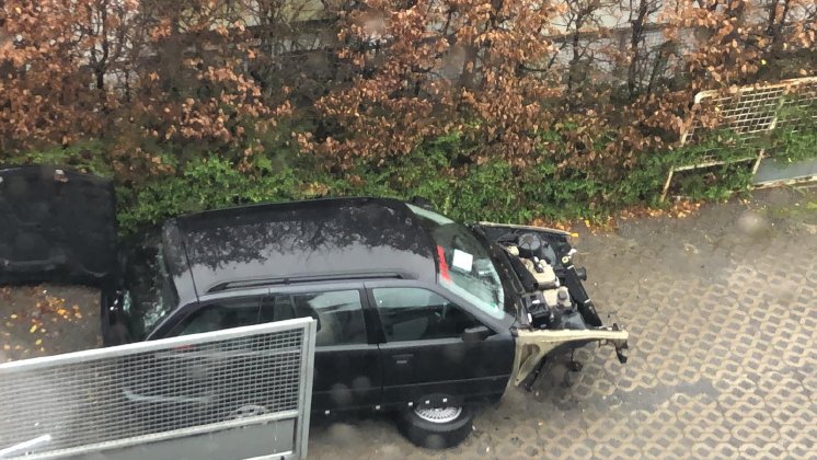 Schrottauto Verschrottung beim Schrotthändler Münster.jpg