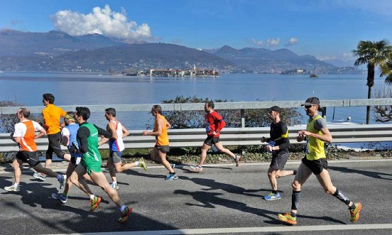 Lago-Maggiore-Marathon1CopyrightLMMUfficioStampa.jpg