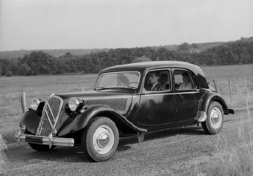 med_TractionAvant15sixD1953[1].jpg