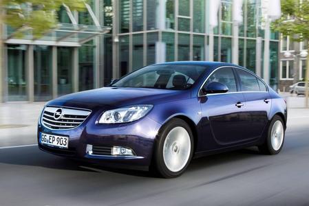 Opel Insignia – Modelljahr 2012: Die Erfolgsstory des Opel-Flaggschiffs geht weiter
