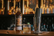 Compass Box Chez Lion, die limitierte Sonderedition von Compass Box und Jörg Meyer