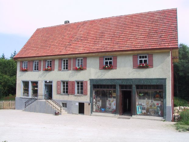 FLM Neuhausen Kaufhaus Pfeiffer.JPG