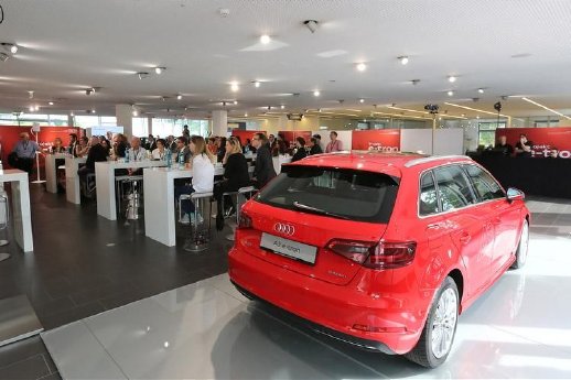 Audi e-tron_Stuttgart_1.jpg