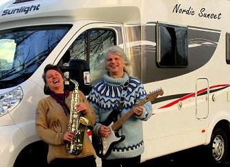 Nordic Sunset Tourenbus