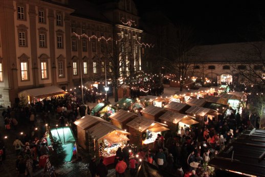 36_schoental_event_weihnachtsmarkt_foto-gemeinde-schoental-2011_Bild5.jpg