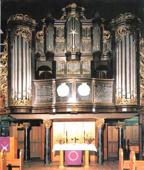 Orgel Langenhorn.jpg
