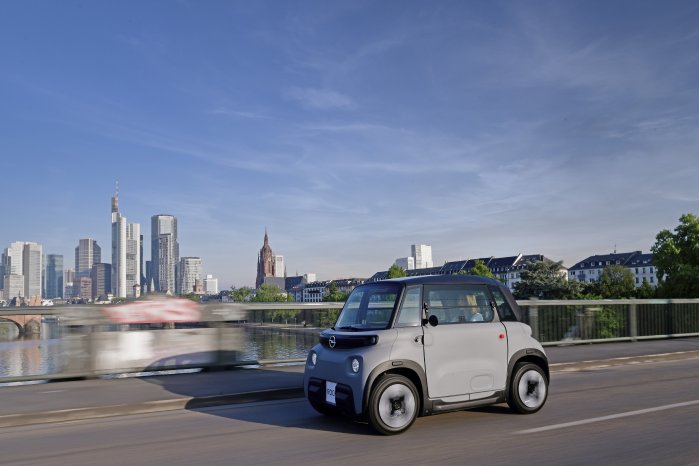 KlarmutigunverwechselbarNeuerOpelRocksabsofortbestellbar (1).jpg