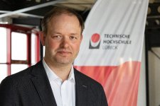 Ralph Hänsel ist der neue Professor für Digitale Bildverarbeitung an der TH Lübeck  / Bild: TH-Lübeck-Prof-Ralph-Hänsel
