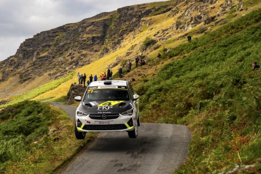 adac-opel-rally-junior-team-feiert-siebten-em-titel (4).jpg