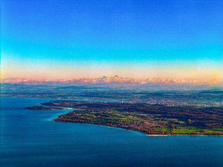 Konstanz-Kreuzlingen-Bodensee-Dingelsdorf-Mainau-Alpen-Luftbild-01_Copyright_MTK-Achim-Mend.gif