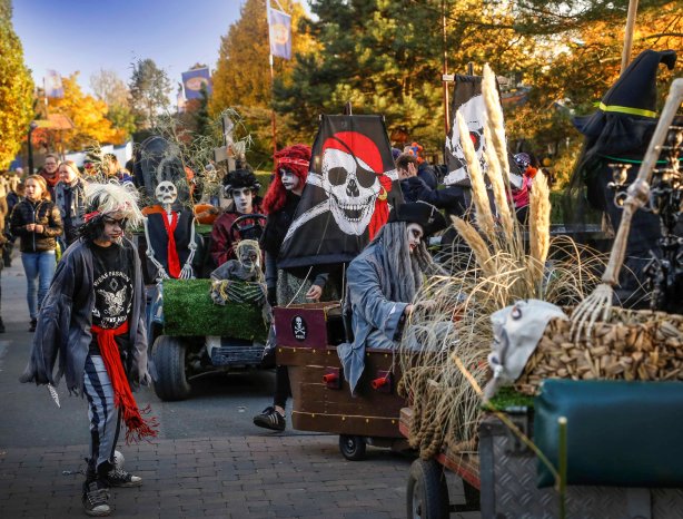 Kids-Halloween im Wunderland Kalkar 2024 (2).jpg