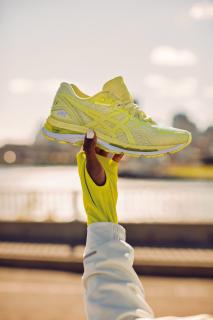 ASICS feiert den 20. Geburtstag seines Premium-Laufschuhs GEL-NIMBUS