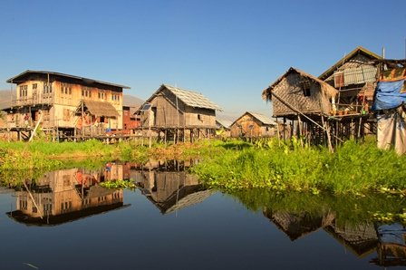 Myanmar_371_Wasserdorf_Quelle Wikinger Reisen.jpg