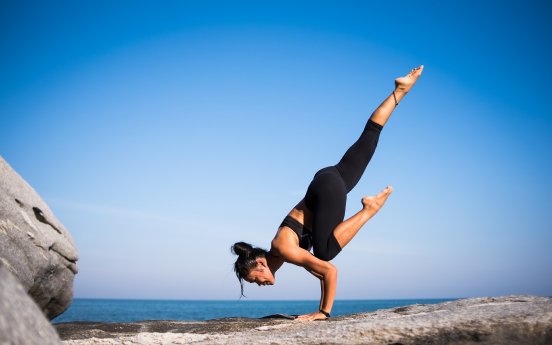 Yoga (c) Pixabay.jpg