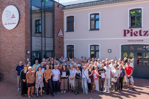 nordmedia_Kinoprogrammpreisverleihung-Gruppenfoto.jpg