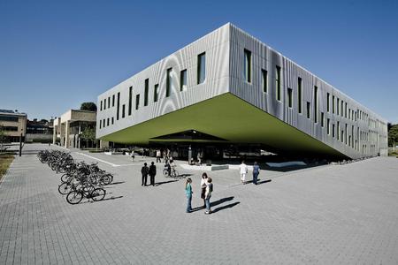 Hochschule Osnabrück bietet kostenlose Führungen über den Campus Westerberg an