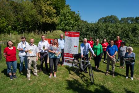 Veröffentlichung der 6 Nebenroutenflyer der Apfelroute in Alfter