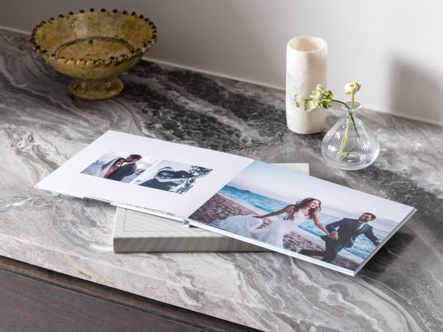 Wedding_Photo Book 4.jpg
