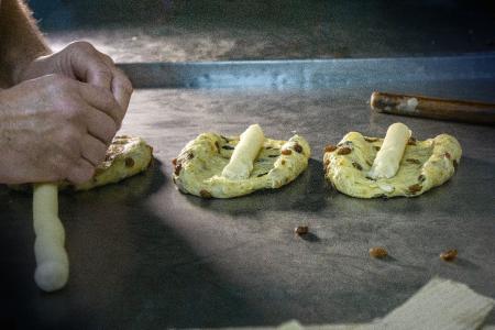Herstellung Butter Christstollen Peters Pralinen Lippstadt