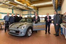 MINI Cooper übergeben(Foto: BMW Niederlassung Mannheim)
