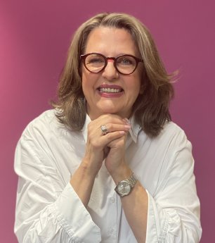 Petra Terhardt NOVENTI Direktorin Vertrieb.JPEG