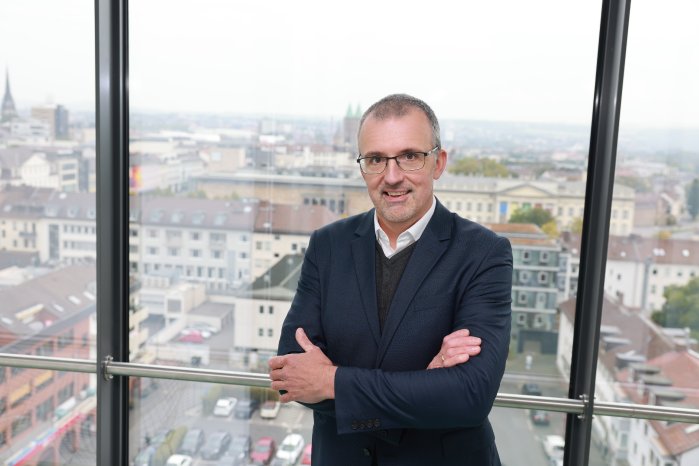 Pressebild Oliver Höppner, Fotograf Ulf Schaumlöffel.jpg