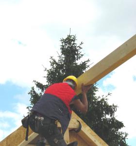 Die Preise für Bauholz und EPS-Dämmstoffe sind durch eine Verkettung unvorhersehbarer Ereignisse auf dem Höhenflug, Foto: HF.Redaktion (honorafrei)