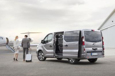 Opel-Jahresrückblick 2017: Fürs Geschäftliche: Der Opel Vivaro Tourer
