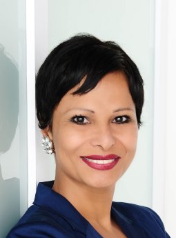 Sidhu_Motiv 1_Studioline Photography Amrhein 20x30 1.jpg