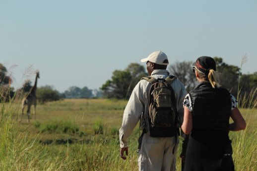 Botswana_WalkingSafari_BFS_KarawaneReisen.jpg