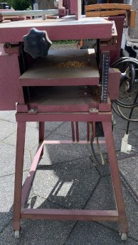 Kostenlose Autoverschrottung in Bergheim beim mobilen Schrotthändler.jpg