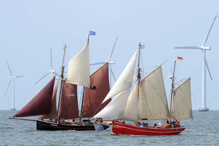 hansesail_haikutter-regatta_mitsegeln_2007_2012.jpg