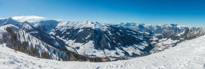 Traumhaftes Panorama im Skijuwel