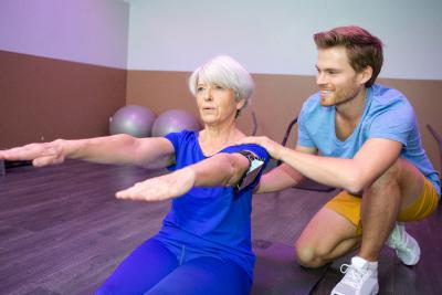 Setzen auf die DMRZ.de Therapeutensoftware: Physiotherapeuten. Foto: shutterstock/ALPA PROD