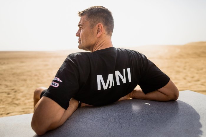 5-2015-MINI-Dune-Experience-Dubai,-Krzysztof-Holek-Holowczyc-(POL),-MINI-ALL4-Racing---17.0.jpg