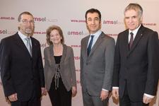 v.l. AMSEL-Vorsitzender Prof. Wiethölter, AMSEL-Schirmherrin Ursula Späth, Gastredner Cem Özdemir, MdB, und AMSEL-Geschäftsführer Adam Michel