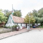 Auf der Nordseeinsel Juist transportieren zahlreiche denkmalgeschützte Gebäude die Historie der Insel in die Gegenwart und machen geschichtliche Ereignisse für Gäste anfassbar