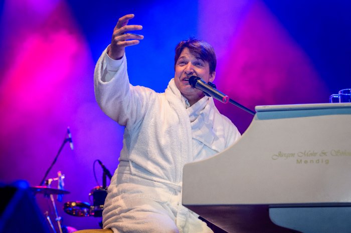 Merci_Udo_SahneMixx 300rgb Foto Klaus Manns (3).jpg