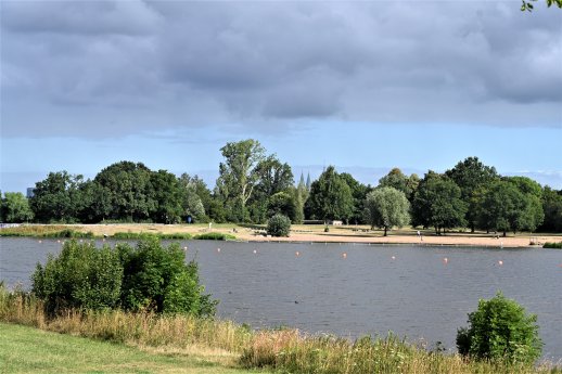 Strand_Werdersee-mit-Domtürmen-©Joost-Krüger.jpg