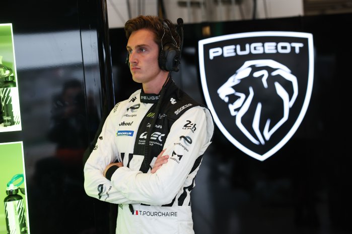 PEUGEOT Sport Fahrer Théo Pourchaire (2).jpg