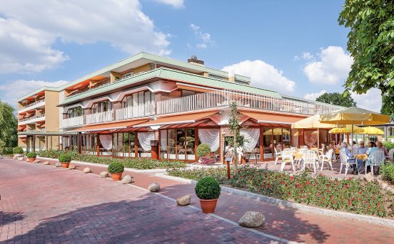 Rosenhof Großhansdorf 1_©Rosenhof Seniorenwohnanlagen.jpg