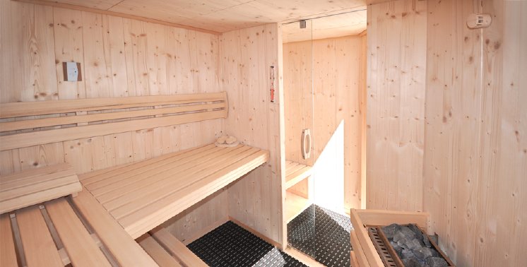 Saunabau_Warum-ist-eine-Sauna-aus-Holz.jpg